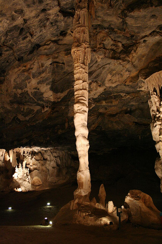 cango-caves 2